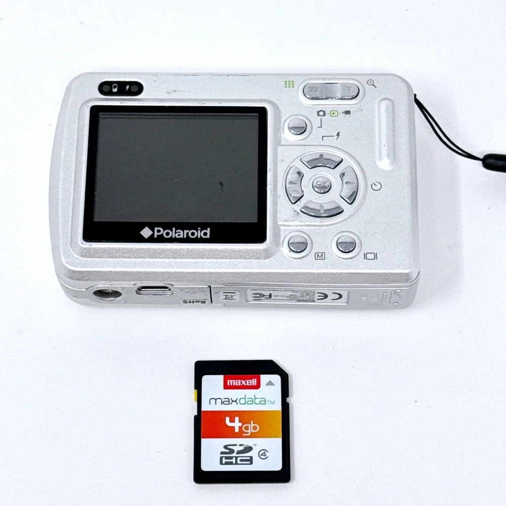 Polaroid a520 Digital Camera Silver 5.0MP 2.0 LCD 4x Zoom Compact Digicam Y2K 4G